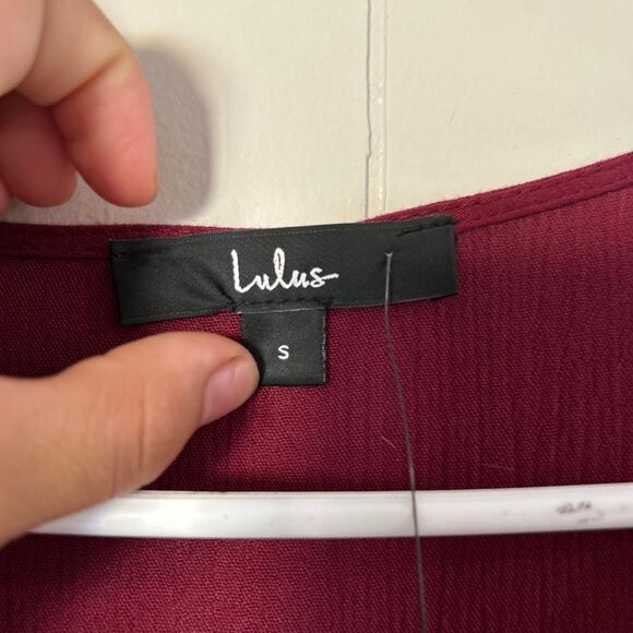 Lulus Burgundy Wide-Leg Jumpsuit NWT | Women’s Small | Flutter Sleeve Deep V - Picture 4 of 9